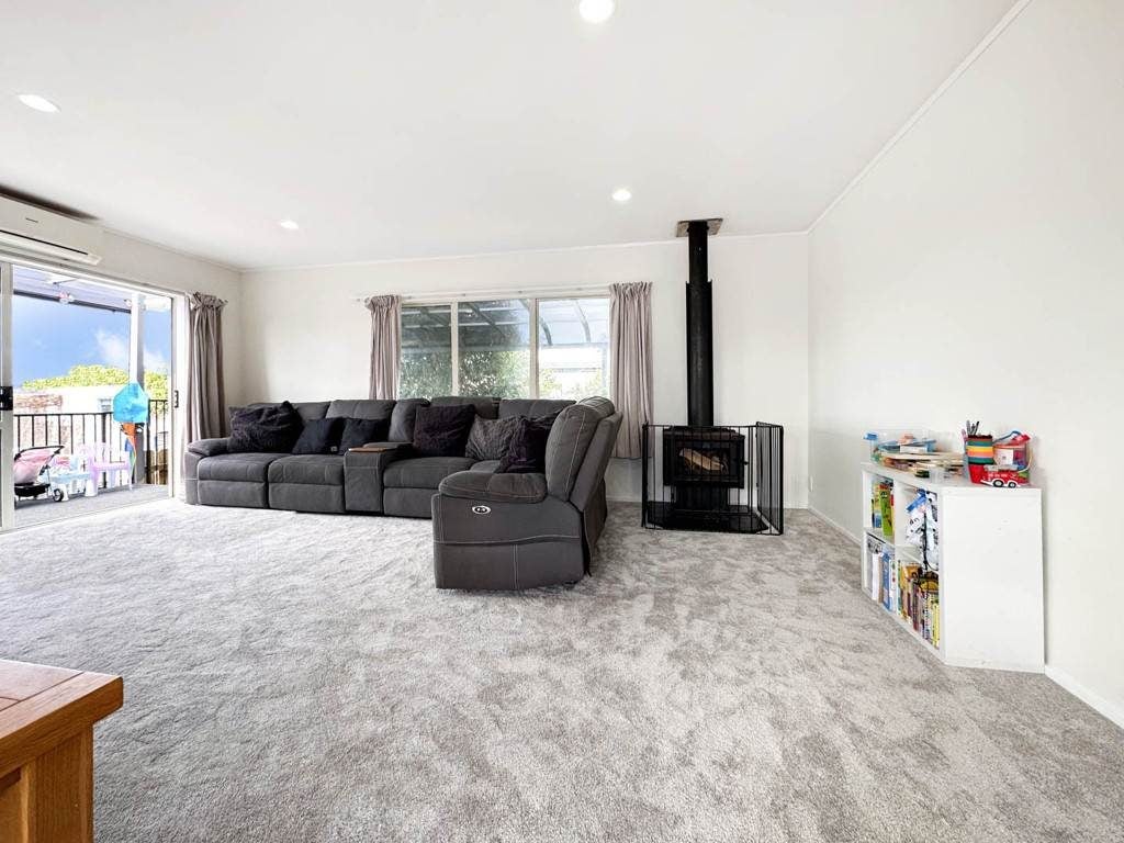 2/455 Great South Road, Opaheke, Papakura - Carousel 2