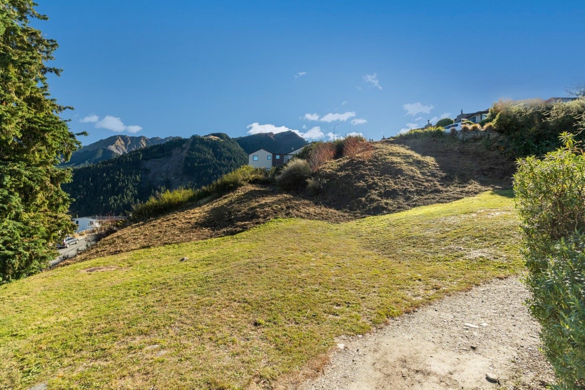 10 Galway Court, Queenstown, Queenstown - Carousel 14