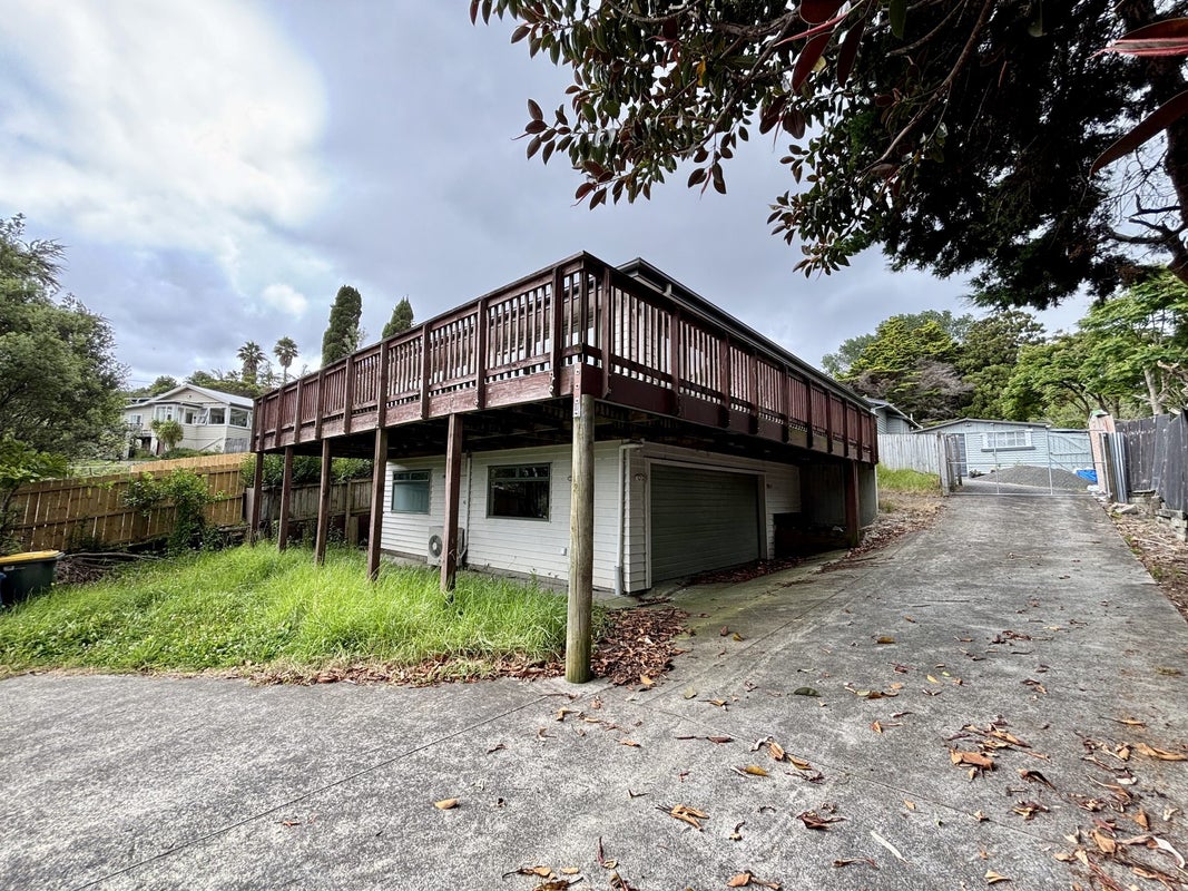 14A Seymour Road, Sunnyvale, Auckland - Carousel 28