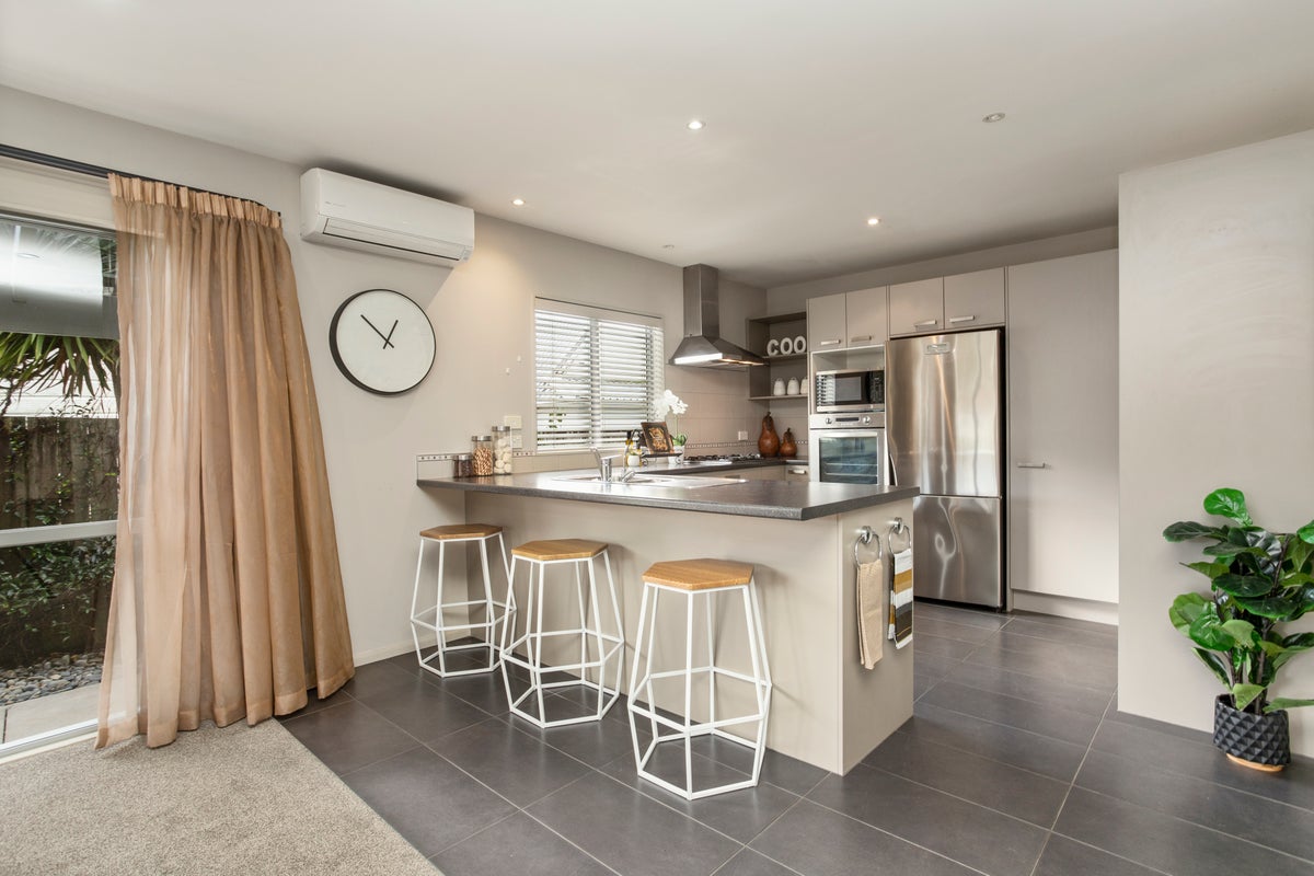 109B Wellington Street, Howick, Auckland - Carousel 2