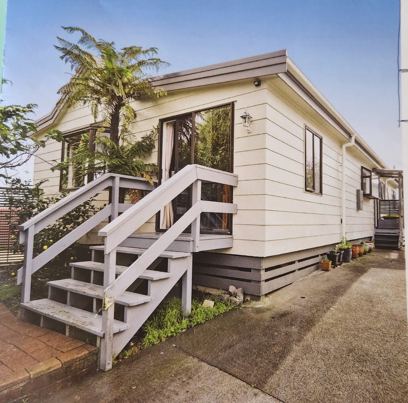 9 Churchill Terrace, Waiuku, Waiuku - Carousel 1