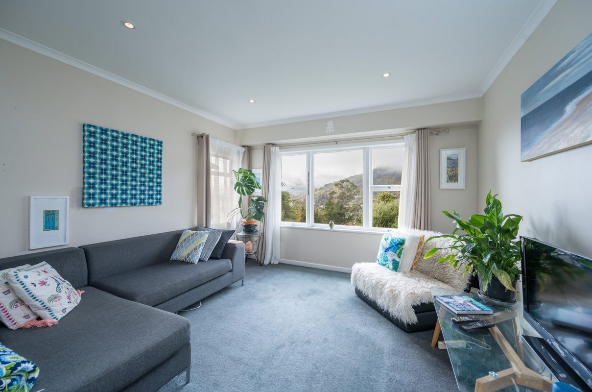 18 Thompson Terrace, Toi Toi, Nelson - Carousel 2