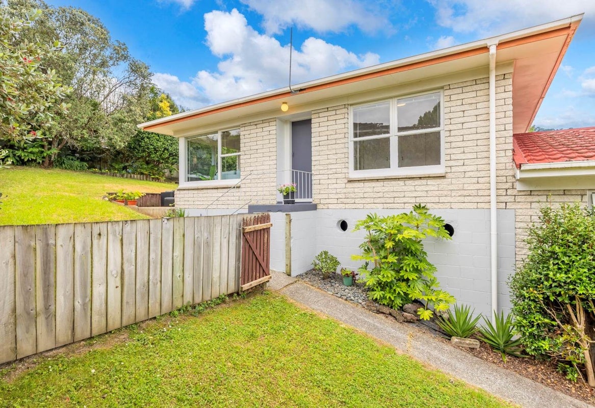 2/5 Finn Place, Totara Vale, Auckland - Carousel 11