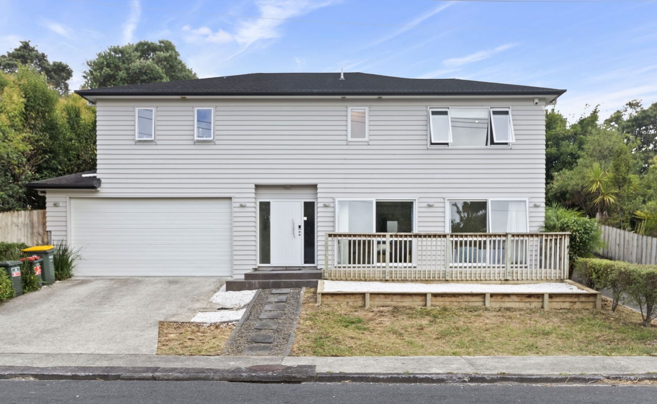 22A Morton Avenue, Forrest Hill, Auckland - Carousel 1