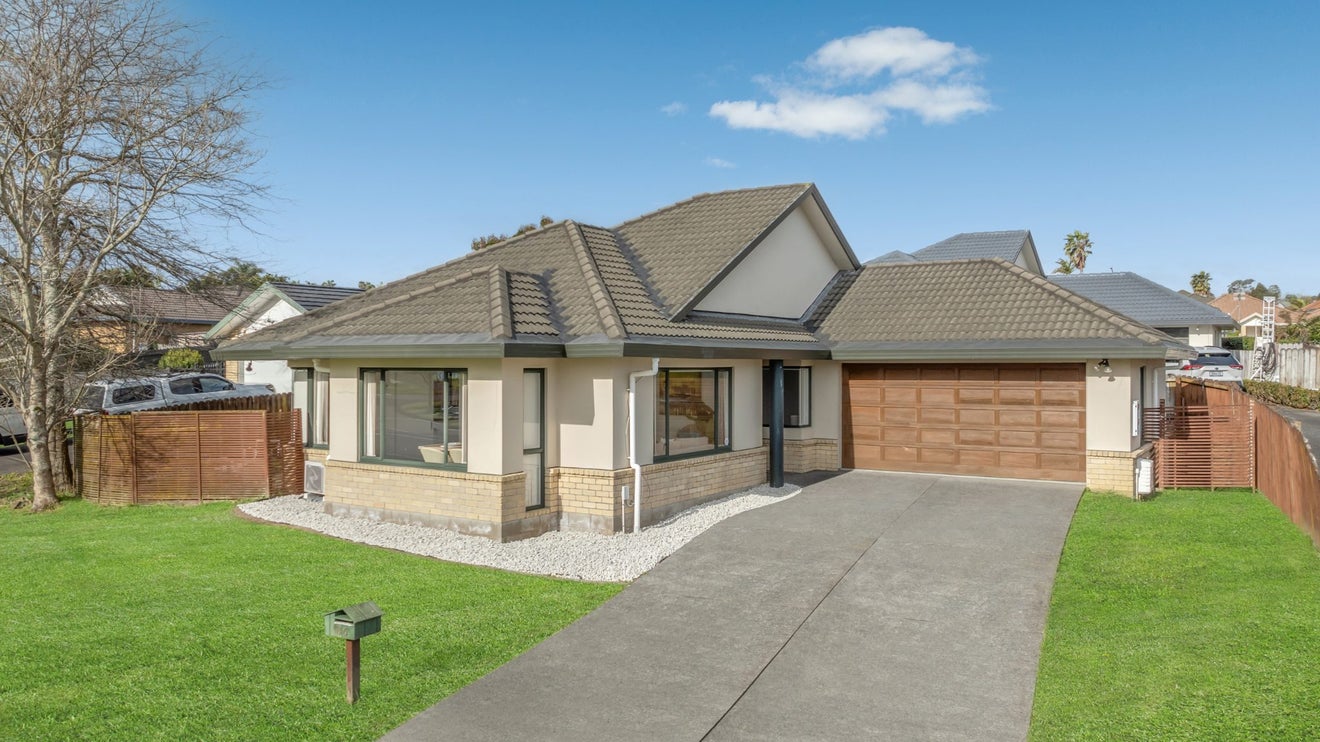 86 Kilkenny Drive, Dannemora, Auckland - Carousel 1