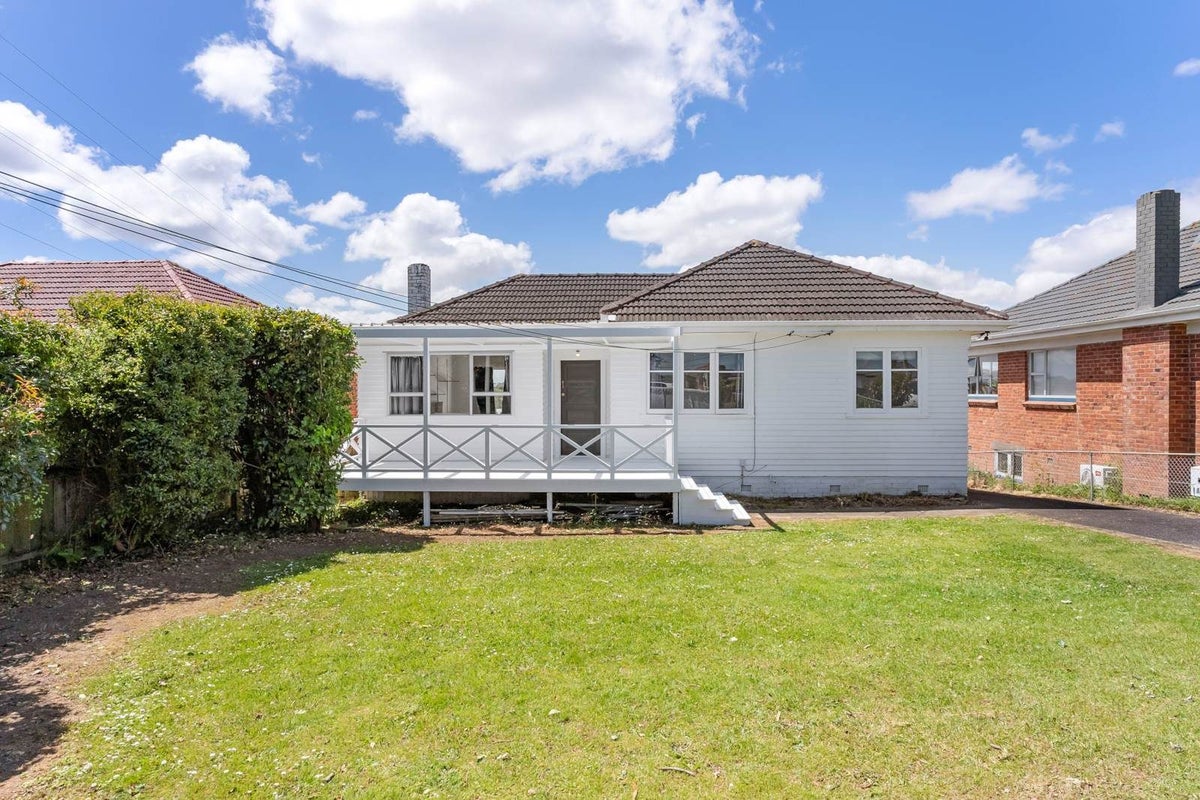 74 Oakdale Road, Hillsborough, Auckland City, Auckland - Carousel 2