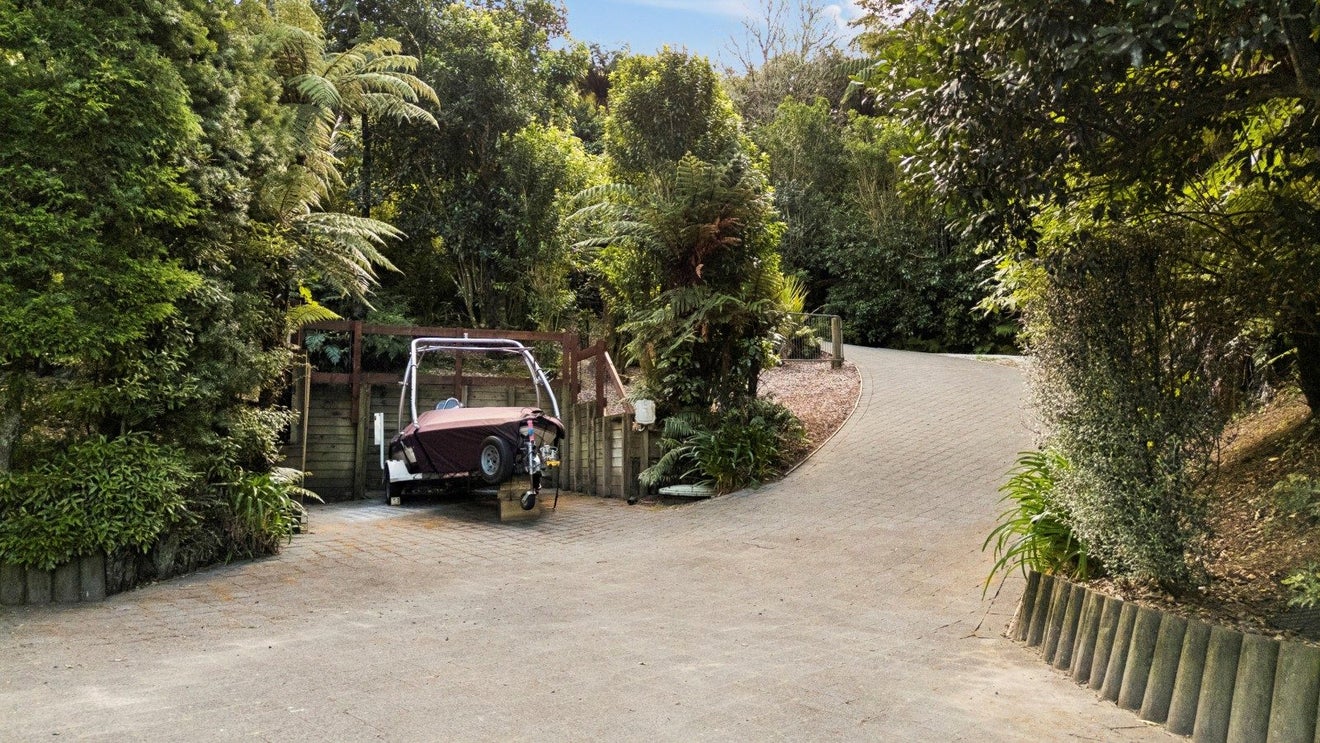 26 Summit Road, Rotorua - Carousel 2