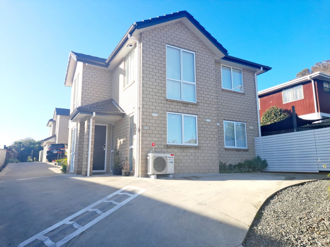 51A Routley Drive, Glen Eden, Auckland - Carousel 1