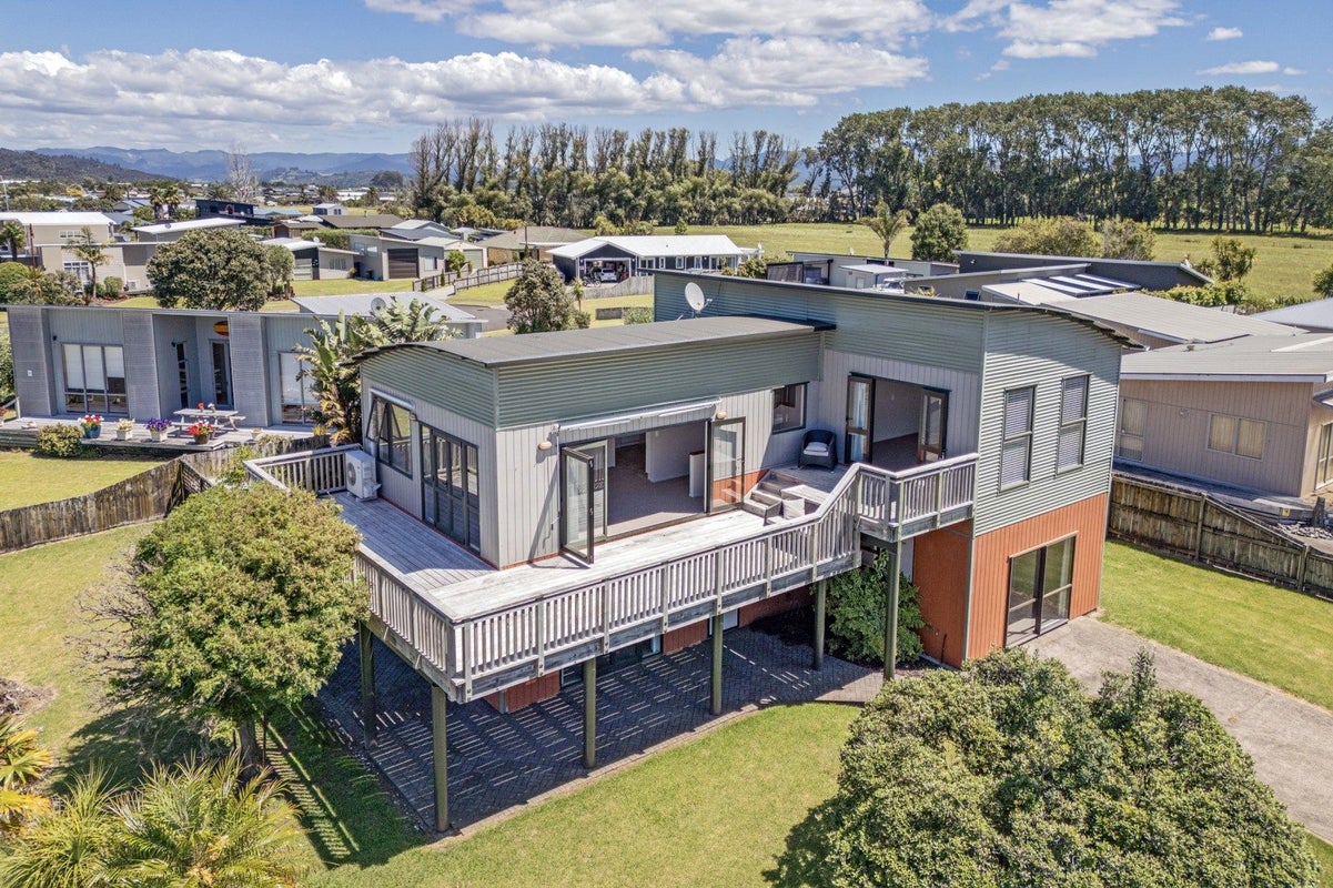 12 Martin Place, Cooks Beach, Whitianga - Carousel 1