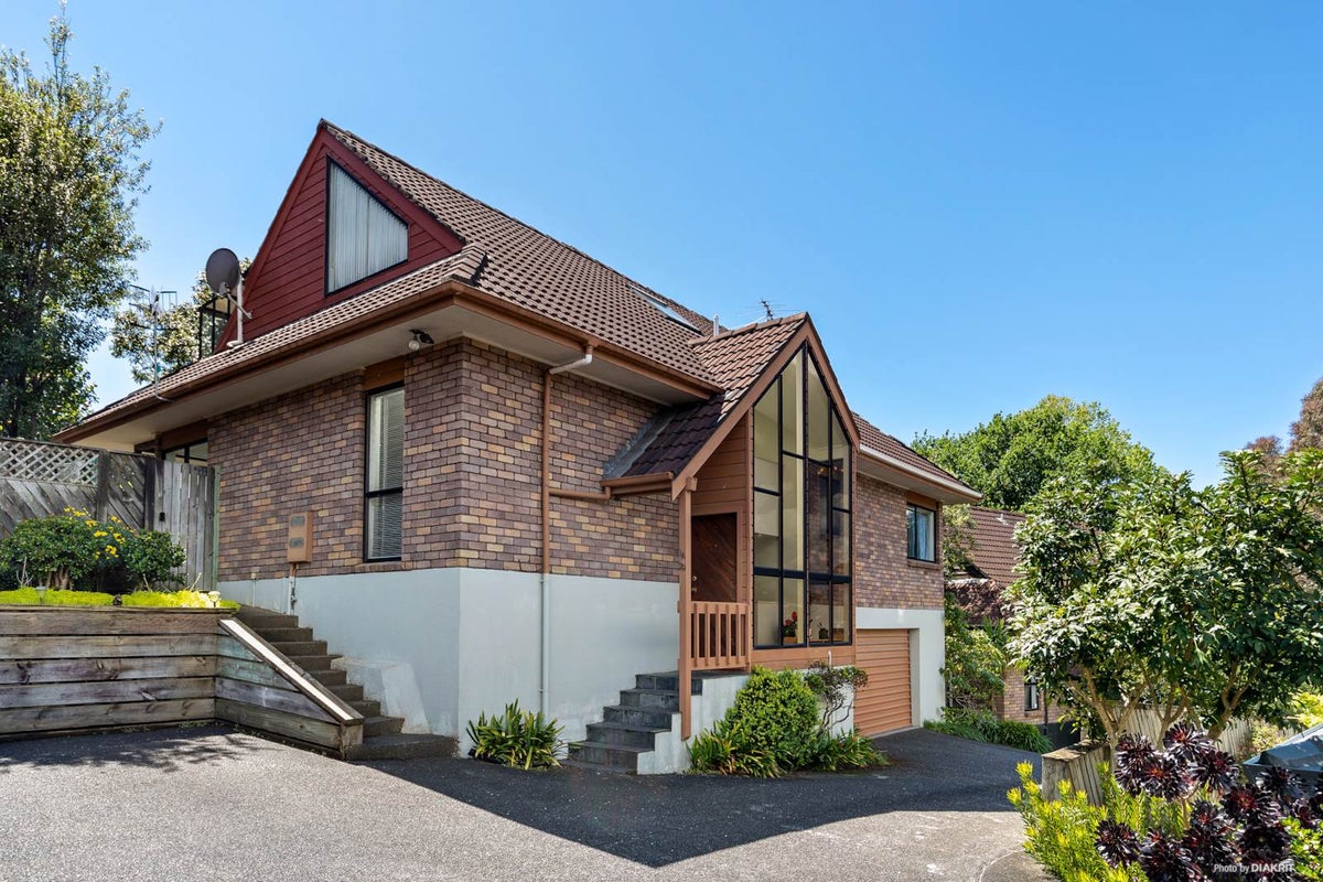 1/29A Geraldine Place, Kohimarama, Auckland - Carousel 1