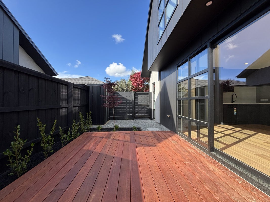 5/31 Division Street, Riccarton, Christchurch - Carousel 1