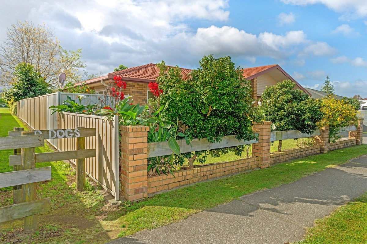 809 Gladstone Road, Te Hapara, Gisborne - Carousel 19
