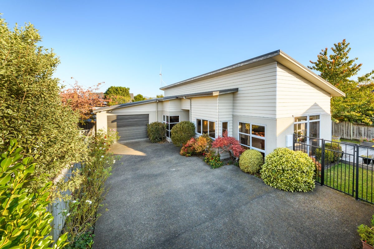 7A Jensen Street, Hokowhitu, Palmerston North - Carousel 2