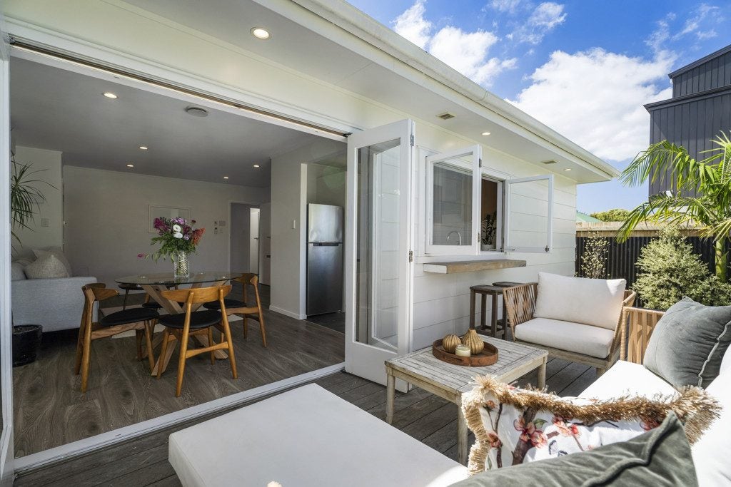 3/8 Avondale Road, Avondale, Auckland - Carousel 2