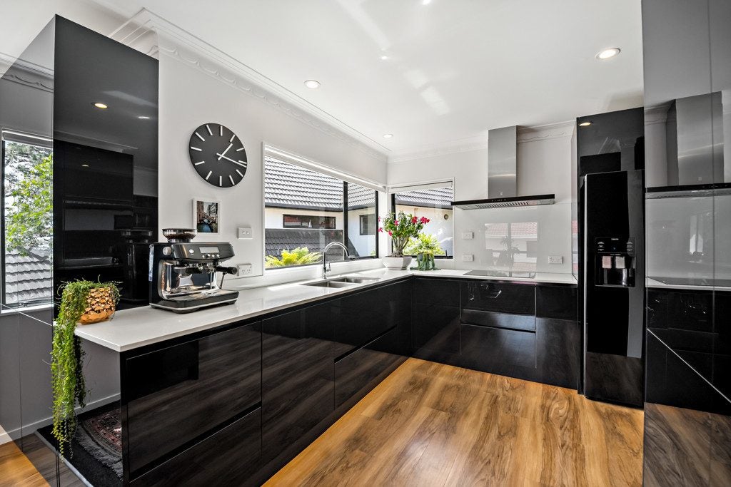 19A Charles Fox Place, Saint Johns, Auckland - Carousel 2