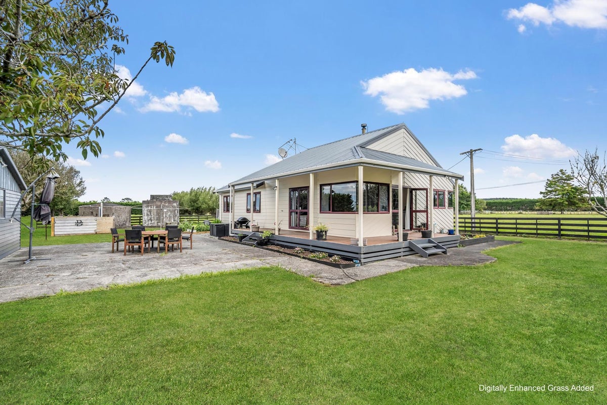 20 Aoroa Road, Dargaville - Carousel 1