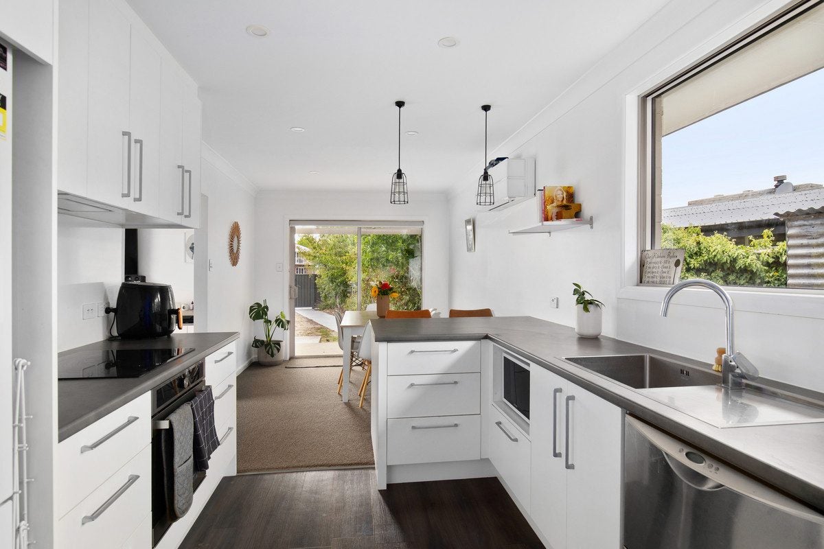 134 Centennial Avenue, Alexandra, Alexandra - Carousel 2