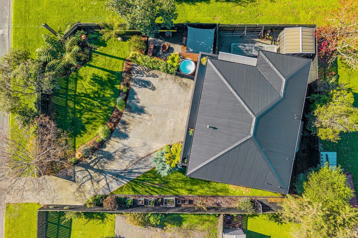 90 Moana View Road, Waikawa, Picton - Carousel 26