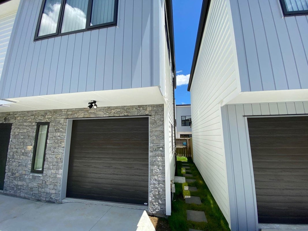 22D Aurea Avenue, Pakuranga, Auckland - Carousel 2