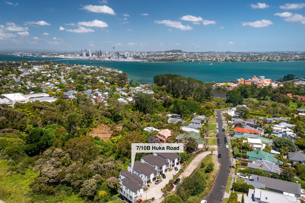 7/10B Huka Road, Birkenhead, Auckland - Carousel 28
