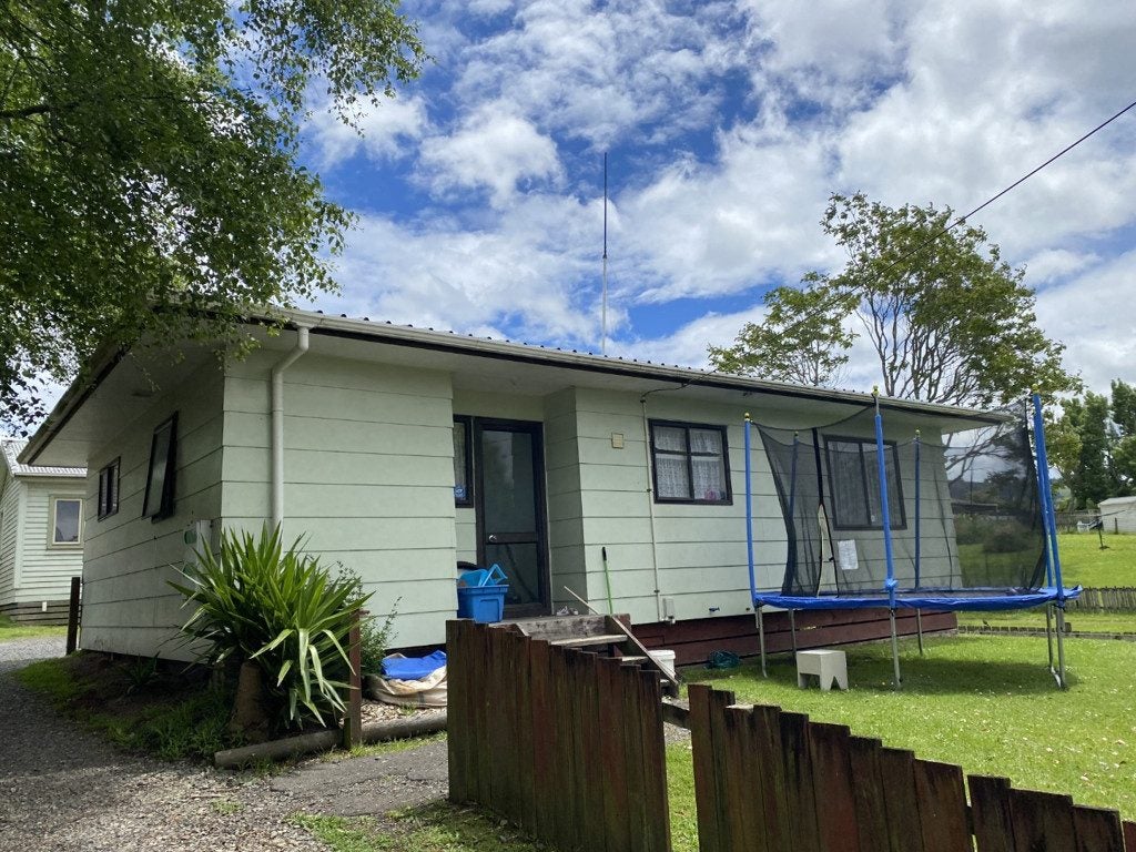 8 Ford Road, Fordlands, Rotorua - Carousel 1