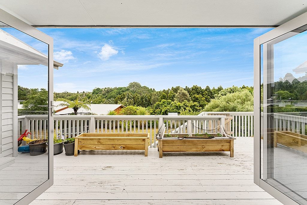20 Redwood Crescent, Hurdon, New Plymouth - Carousel 2