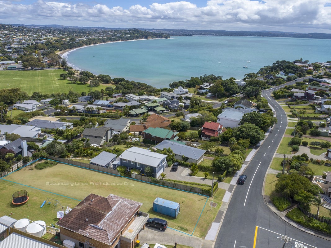 20 Melandra Road, Stanmore Bay, Whangaparaoa - Carousel 1