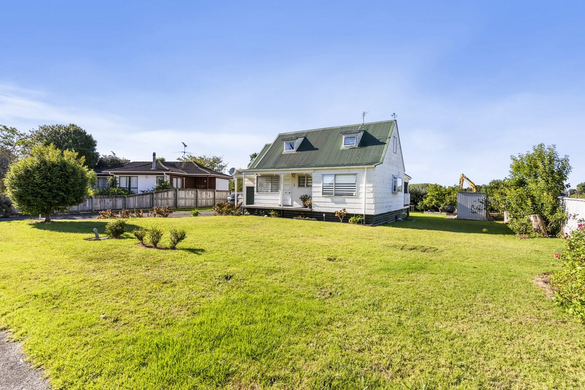 41 Bellfield Road, Opaheke, Papakura - Carousel 1