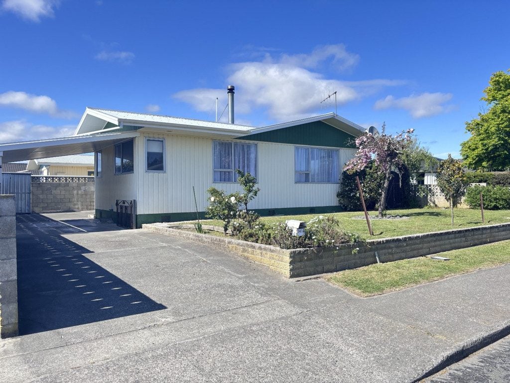 141A Chatham Road, Flaxmere, Hastings - Carousel 1