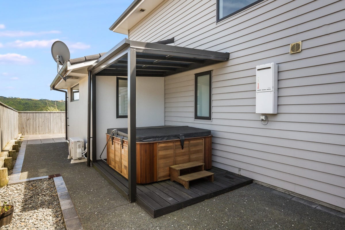 34 Waitaria Terrace, Aotea, Porirua - Carousel 36
