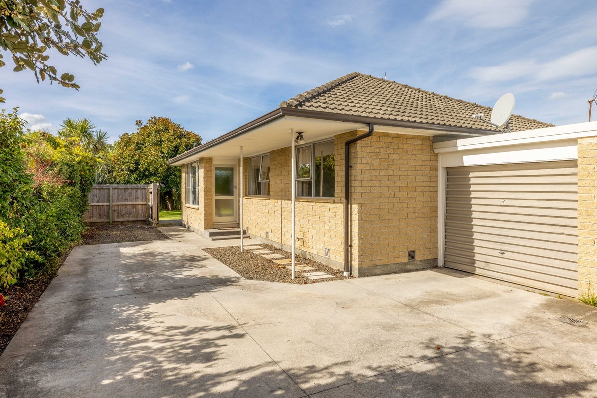 2/10 SEAFIELD PLACE, south new brighton, Christchurch - Carousel 1