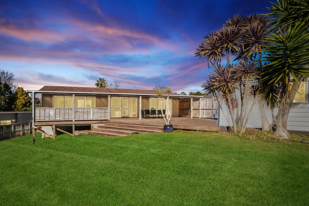 56B Woodglen Road, Glen Eden, Auckland - Carousel 1
