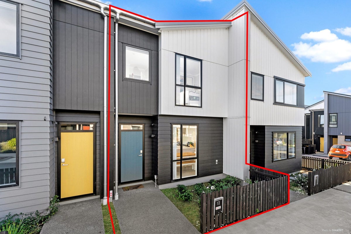 12 Malcolm Calder Road, Hobsonville, Auckland - Carousel 2