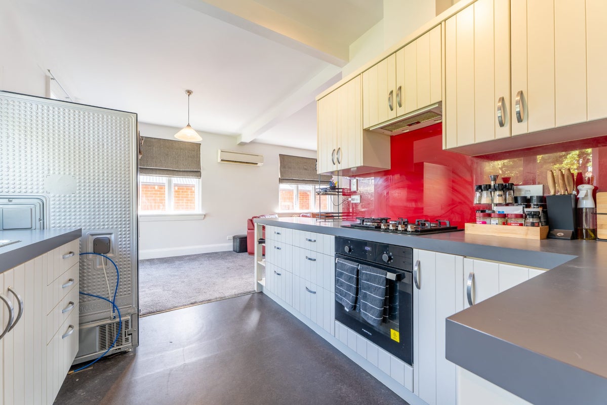16 White Street, Waimataitai, Timaru - Carousel 2
