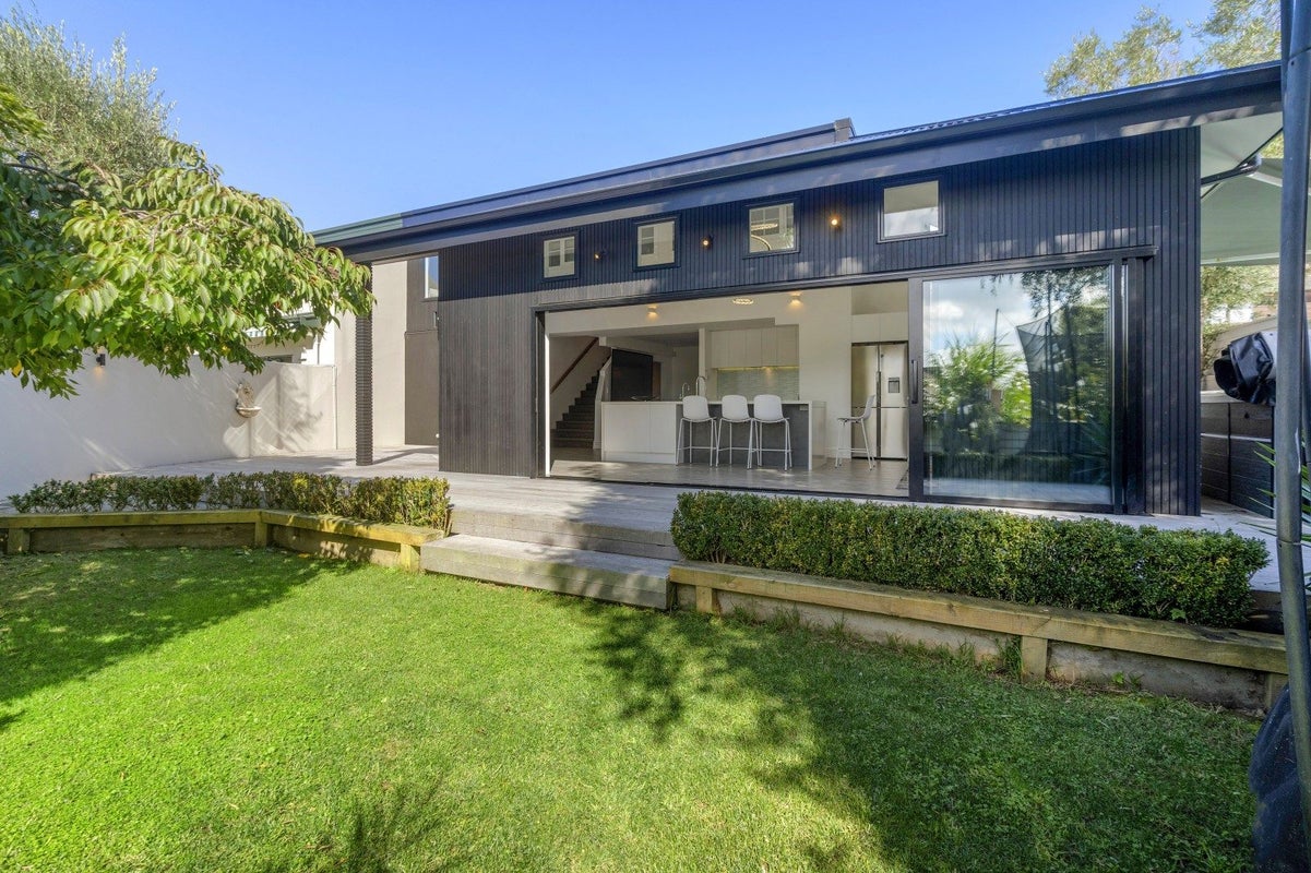 3/15 Puriri Avenue, Greenlane, Auckland - Carousel 1
