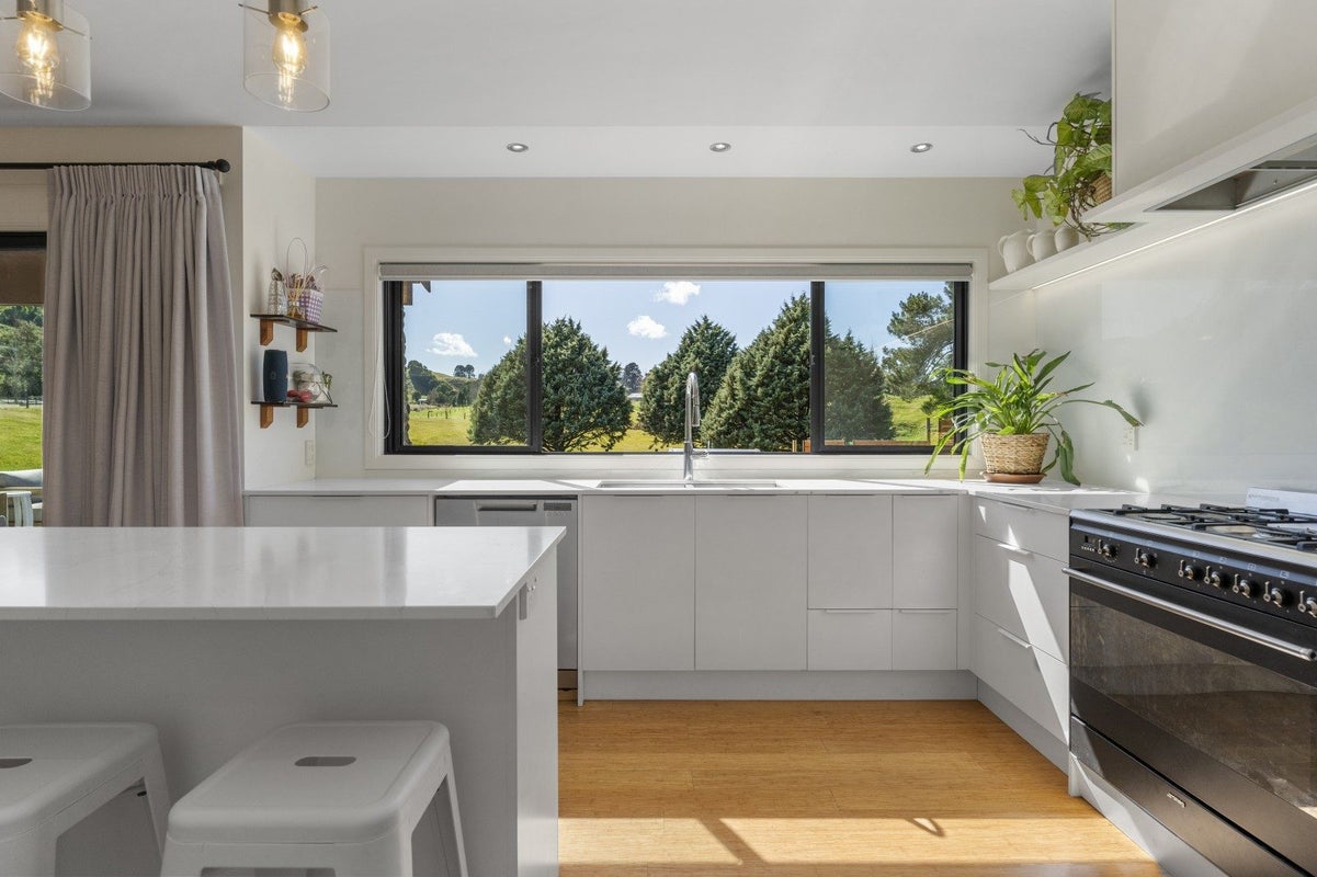 29 Hitiri Road, Kinloch, Taupo - Carousel 2