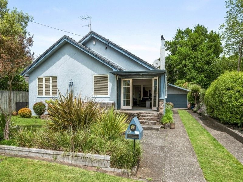 20 Corlett Street, Utuhina, Rotorua - Carousel 1
