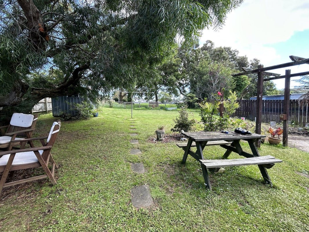 45 Felgrove Street, Glendene, Auckland - Carousel 1