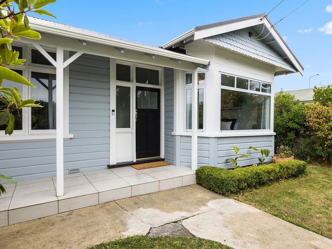 85 Dalgety Street, Saint Kilda, Dunedin - Carousel 1