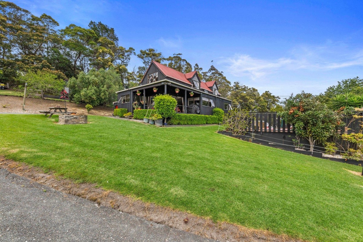 15 Barr Road, Makarau, Warkworth - Carousel 2