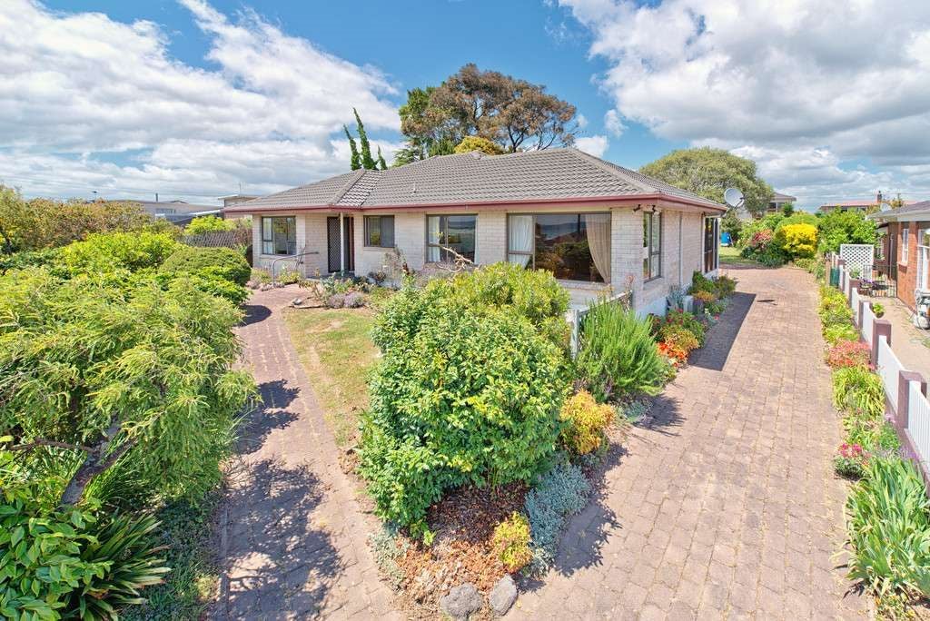 91 Beachlands Road, Beachlands, Auckland - Carousel 1