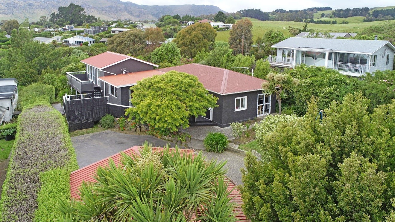 114 Marine Drive, Diamond Harbour, Lyttelton - Carousel 23
