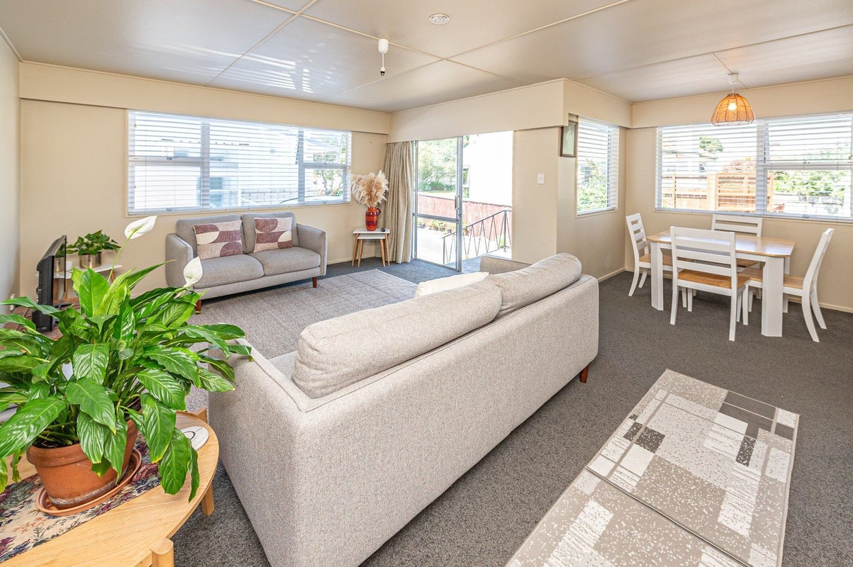 19A Peakes Road, Saint Johns Hill, Whanganui - Carousel 1