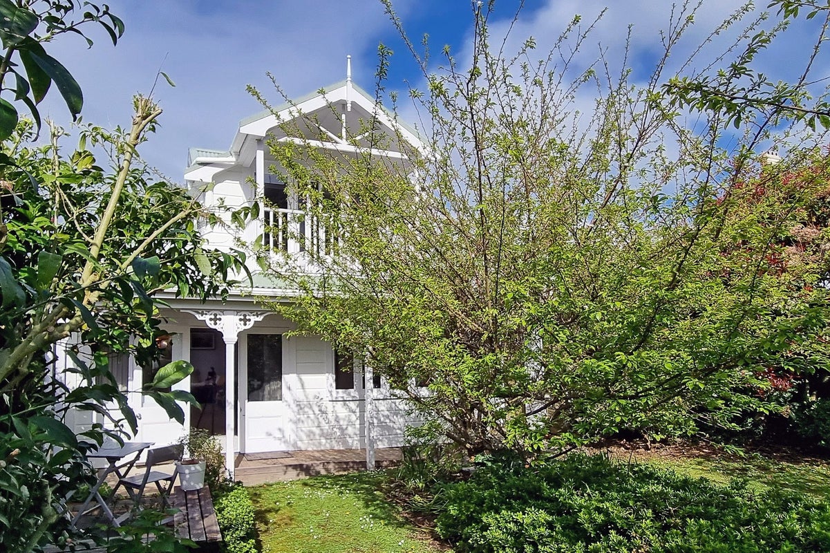 21 Vauxhall Road, Devonport, Auckland - Carousel 2