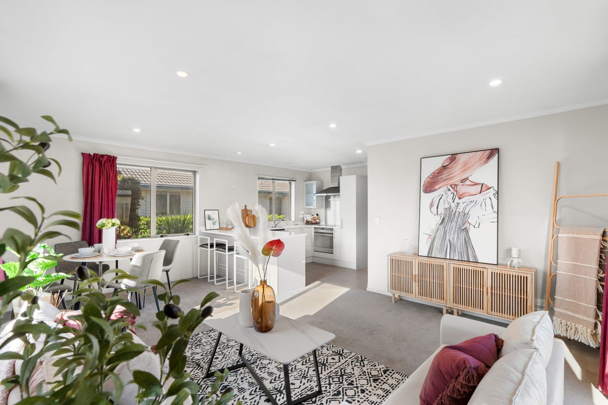 2/28 Ravenna Street, Avonhead, Christchurch - Carousel 1