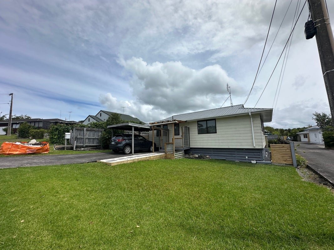6A Langton Road, Stanmore Bay, Whangaparaoa - Carousel 1