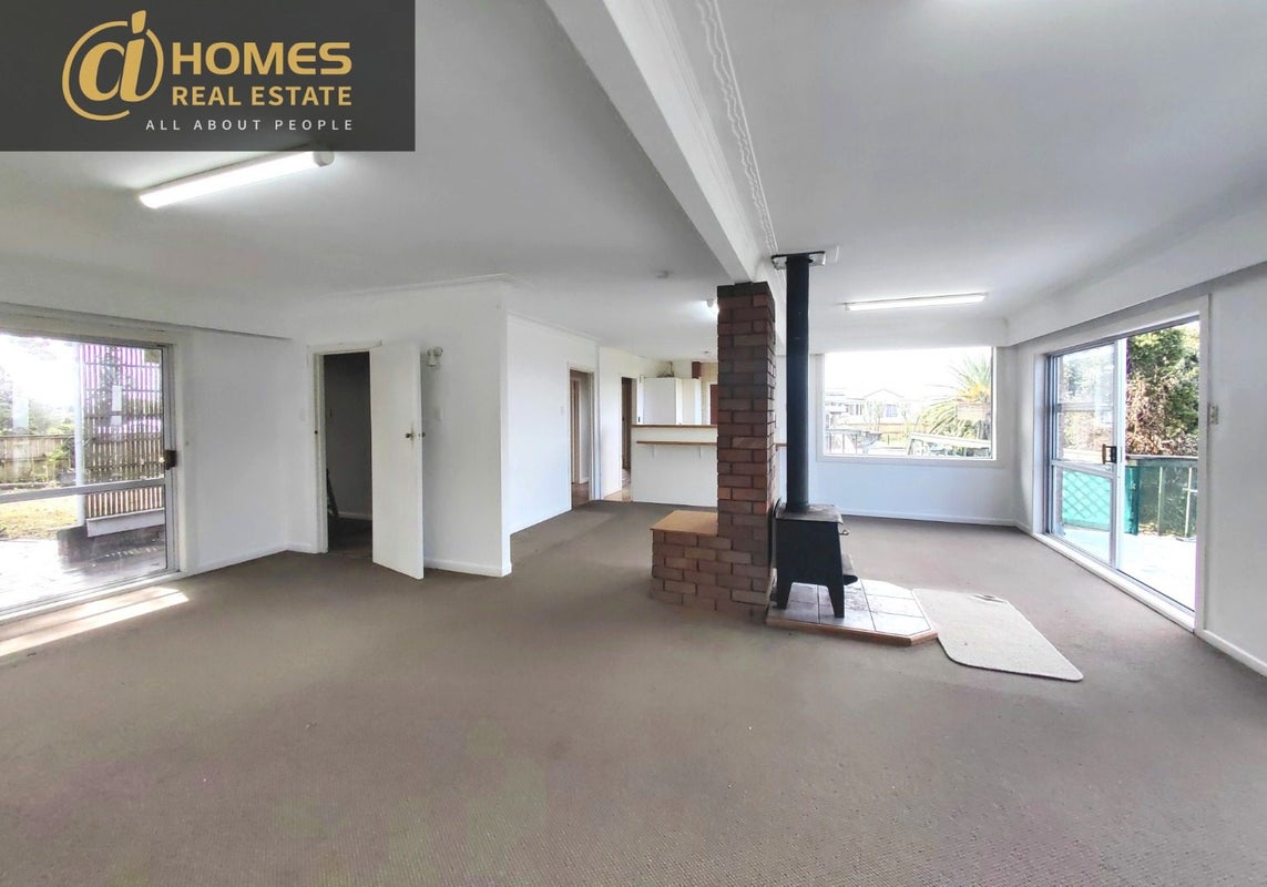 356 Hillsborough Road, Hillsborough, Auckland - Carousel 2