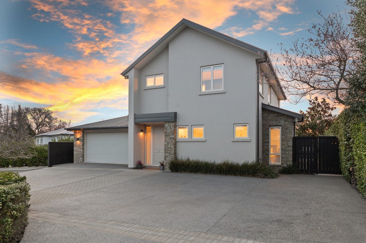 2 Glen Bridge Lane, Harewood, Christchurch - Carousel 2