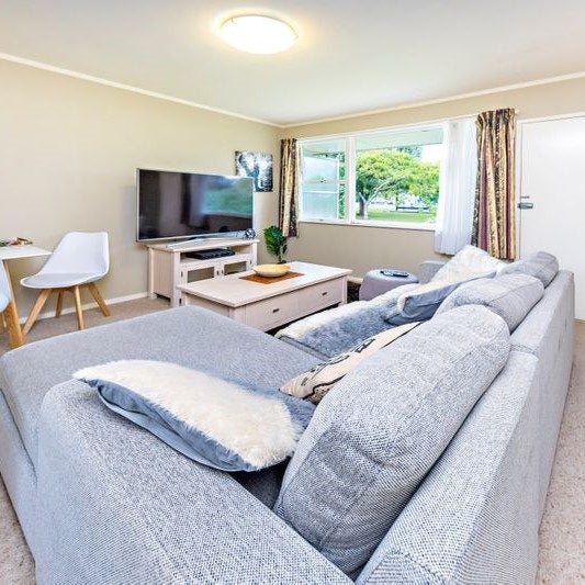 5/640 Pakuranga Road, Highland Park, Auckland - Carousel 2