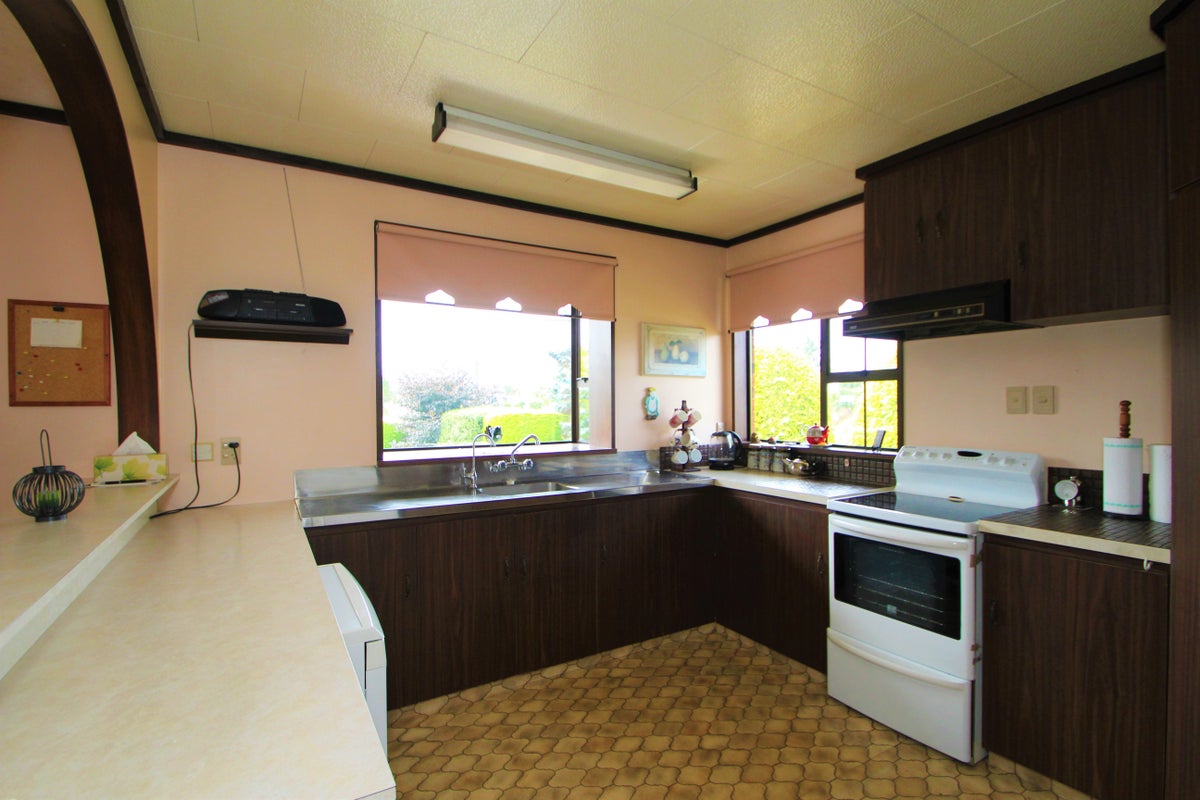 7 Gordon Street, Weston, Oamaru - Carousel 2